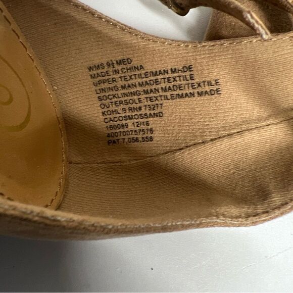 Candie’s Womens Tan Faux Suede  Sandals Size 9,5 M EUC Block Heel Ankle Strap - Picture 14 of 15